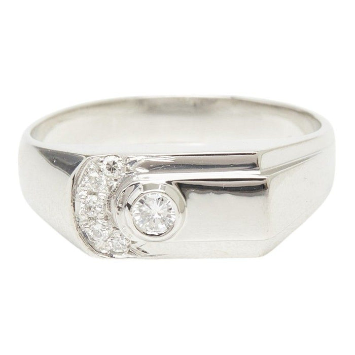 Platinum Diamond Ring – front view