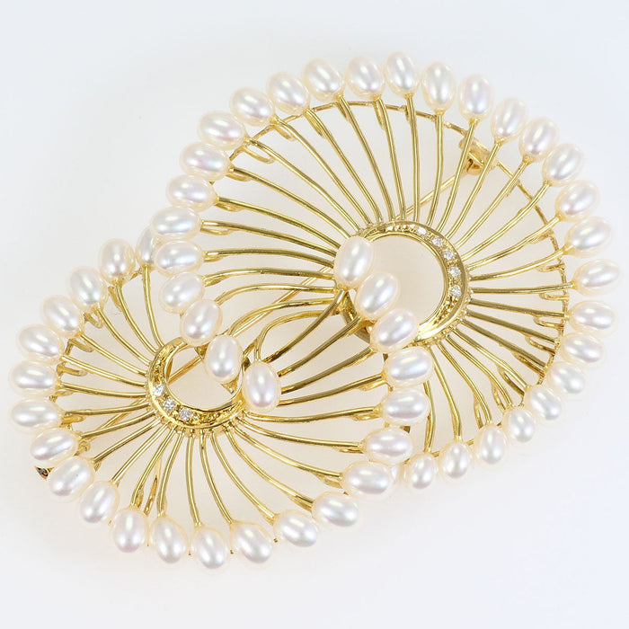 18K Yellow Gold Diamond Pearl Brooch – front view