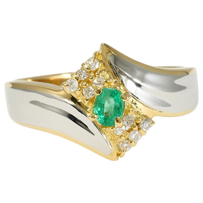 Platinum Diamond Emerald Ring – front view