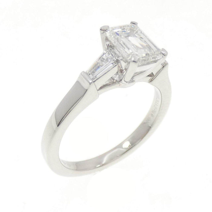 Graff Promise Platinum Diamond Ring – front view