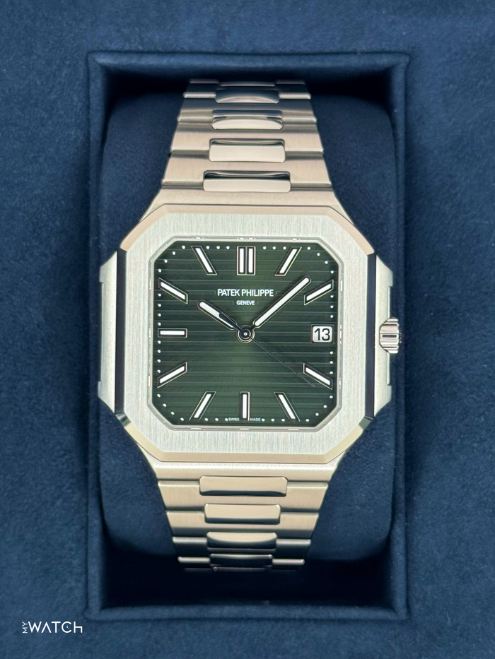 Patek Philippe Cubitus 45mm 5821 Stainless Steel Green Dial – front view