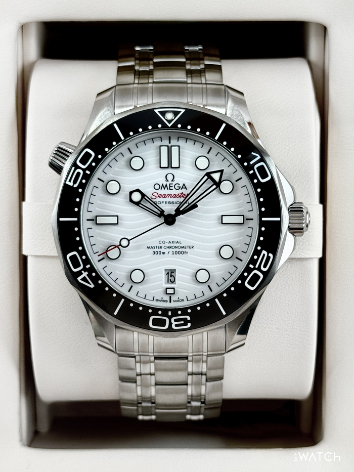 Omega Seamaster 42mm 210.30.42.20.04.001 Stainless Steel White Dial – front view
