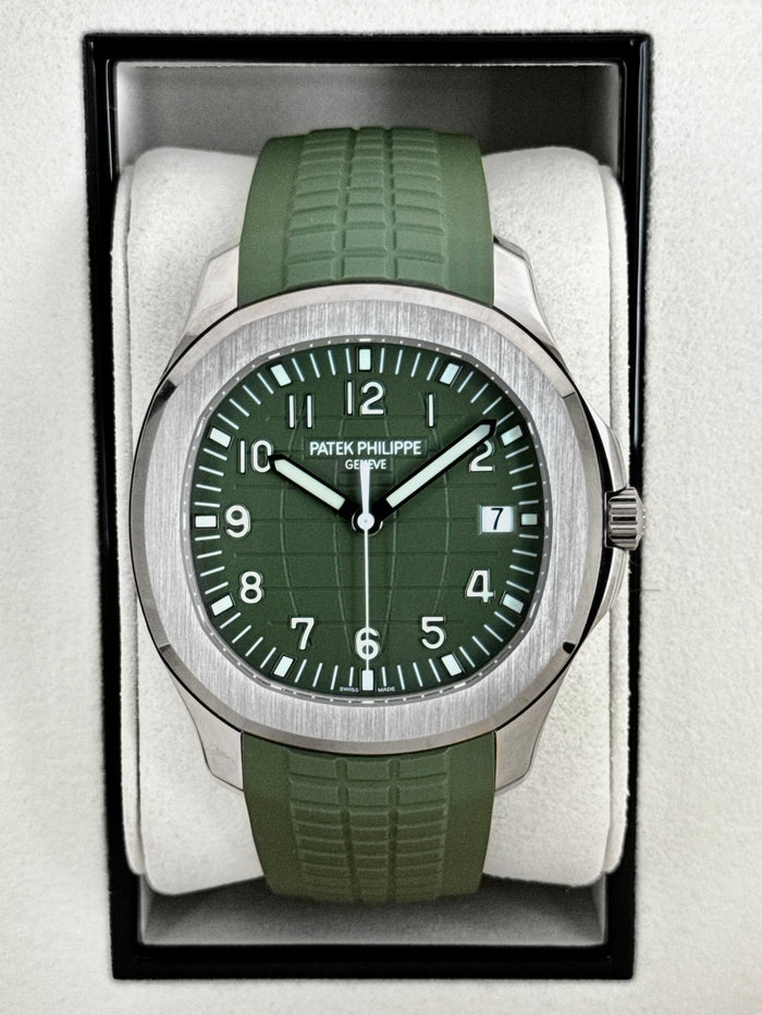 Patek Philippe Aquanaut 42.2mm 5168G White Gold Green Dial – front view