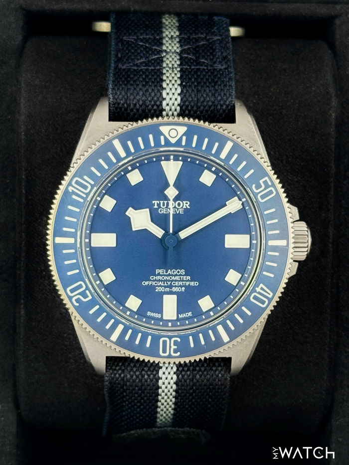Tudor Pelagos FXD 42mm 25707B/22 Titanium Blue Dial – front view