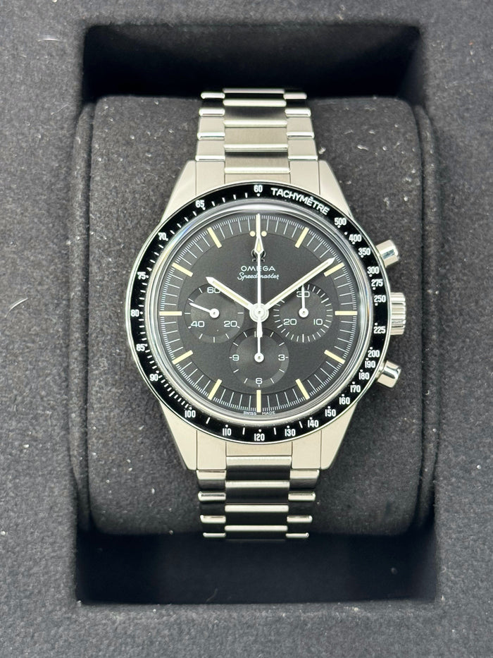 Omega Speedmaster 'Ed White' 39.7mm 311.30.40.30.01.001 Black Dial – front view