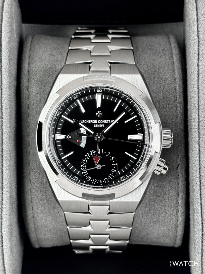 Vacheron Constantin Overseas Dual Time 41mm 7920V Black Dial – front view