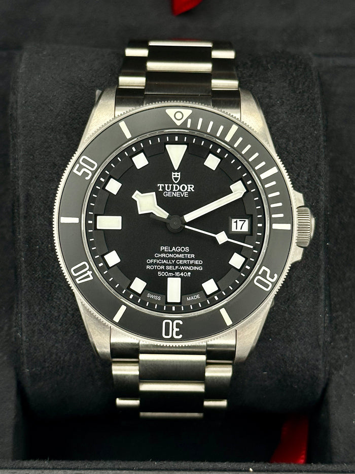Tudor Pelagos 42mm 25600TN Titanium Black Dial – front view