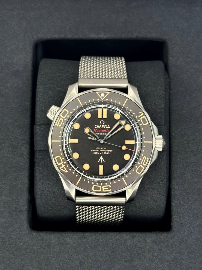 Omega Seamaster Diver 300M 007 42mm Titanium Brown Dial – front view
