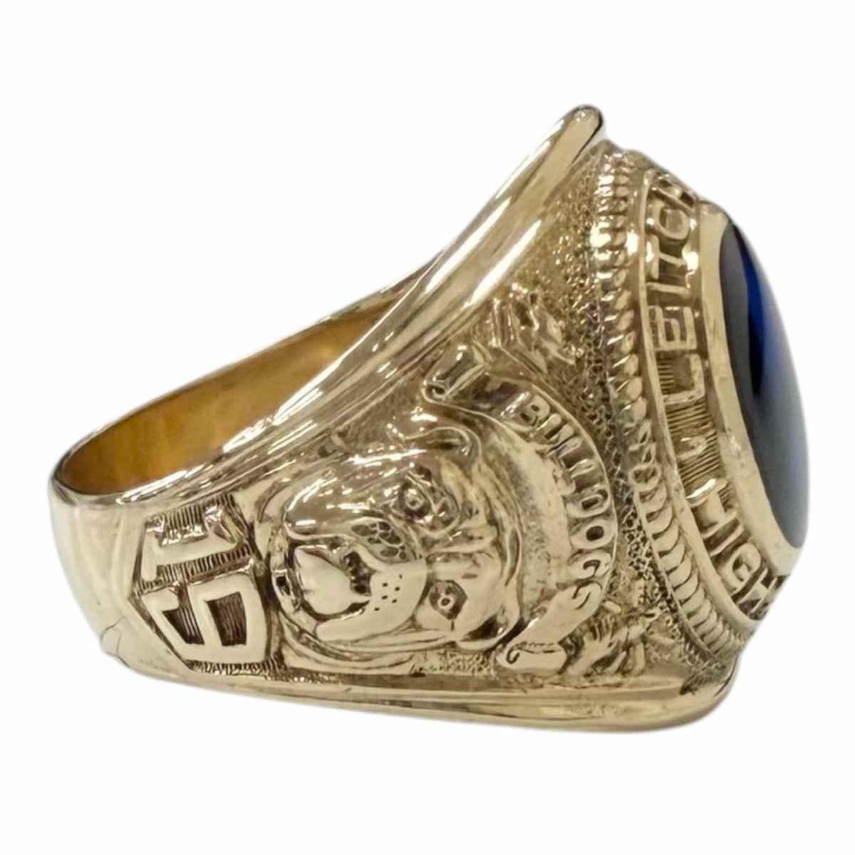 Jostens 10K Yellow Gold Topaz Ring – top view