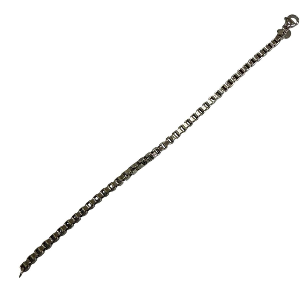 Tiffany & Co. Venetian Chain Sterling Silver Bracelet – clasp detail