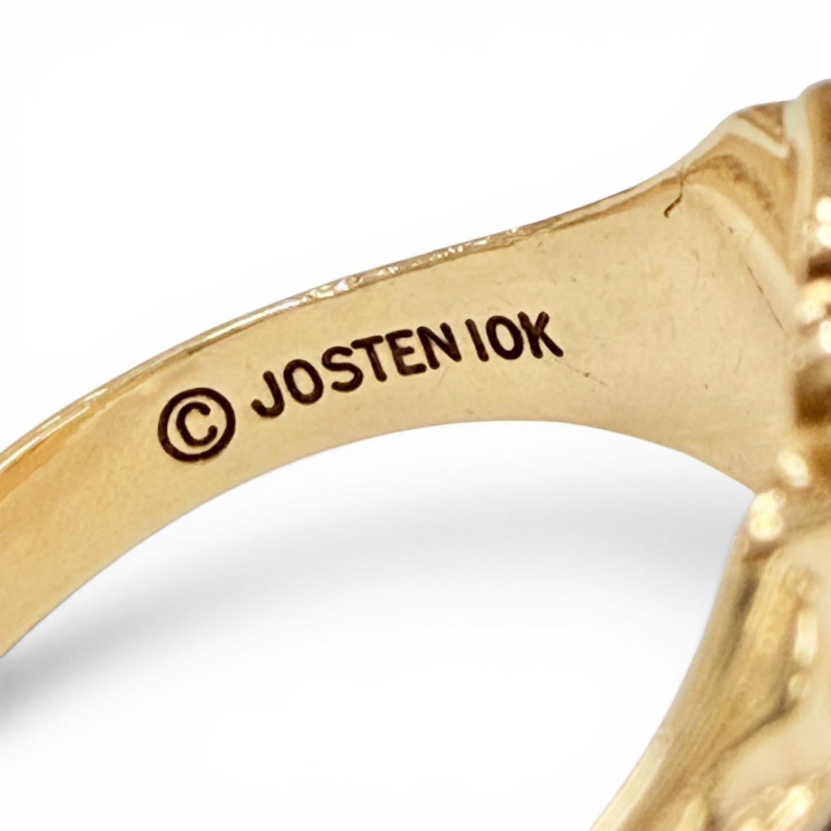 10K Yellow Gold Josten Ring – close-up