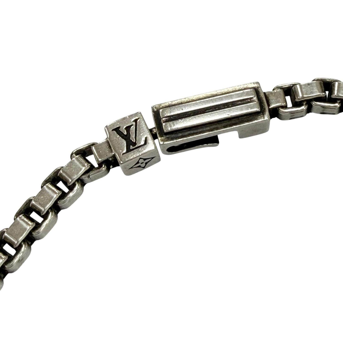 Louis Vuitton LV Tailor Sterling Silver Necklace – alternate view