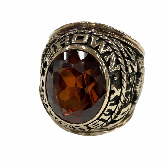 10K Yellow Gold Balfour Signet Ring 24.51g – front view