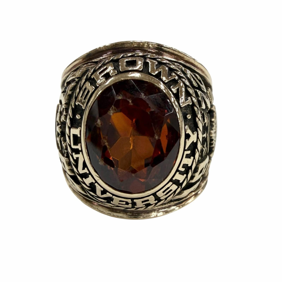 10K Yellow Gold Balfour Signet Ring 24.51g – side view