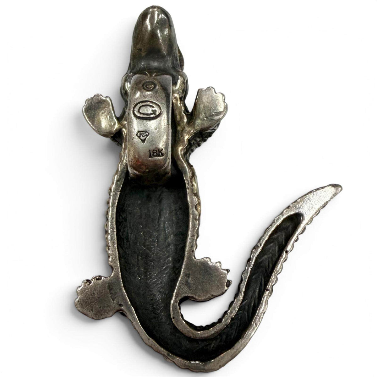 Gaboratory Alligator Sterling Silver Pendant – packaging