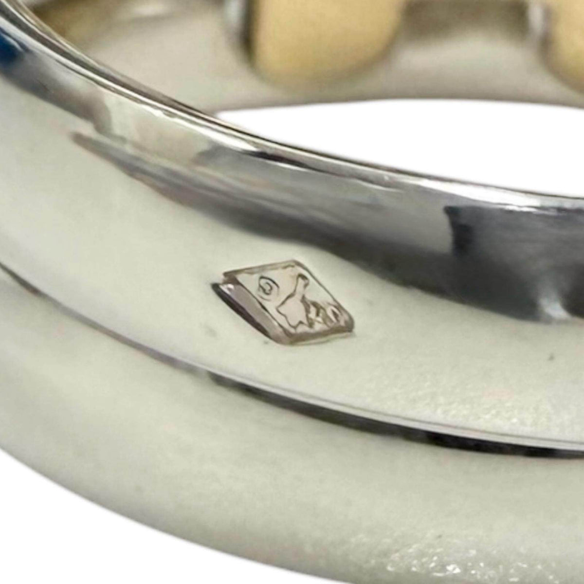 Hermès Oramp H Logo Sterling Silver Ring – close-up