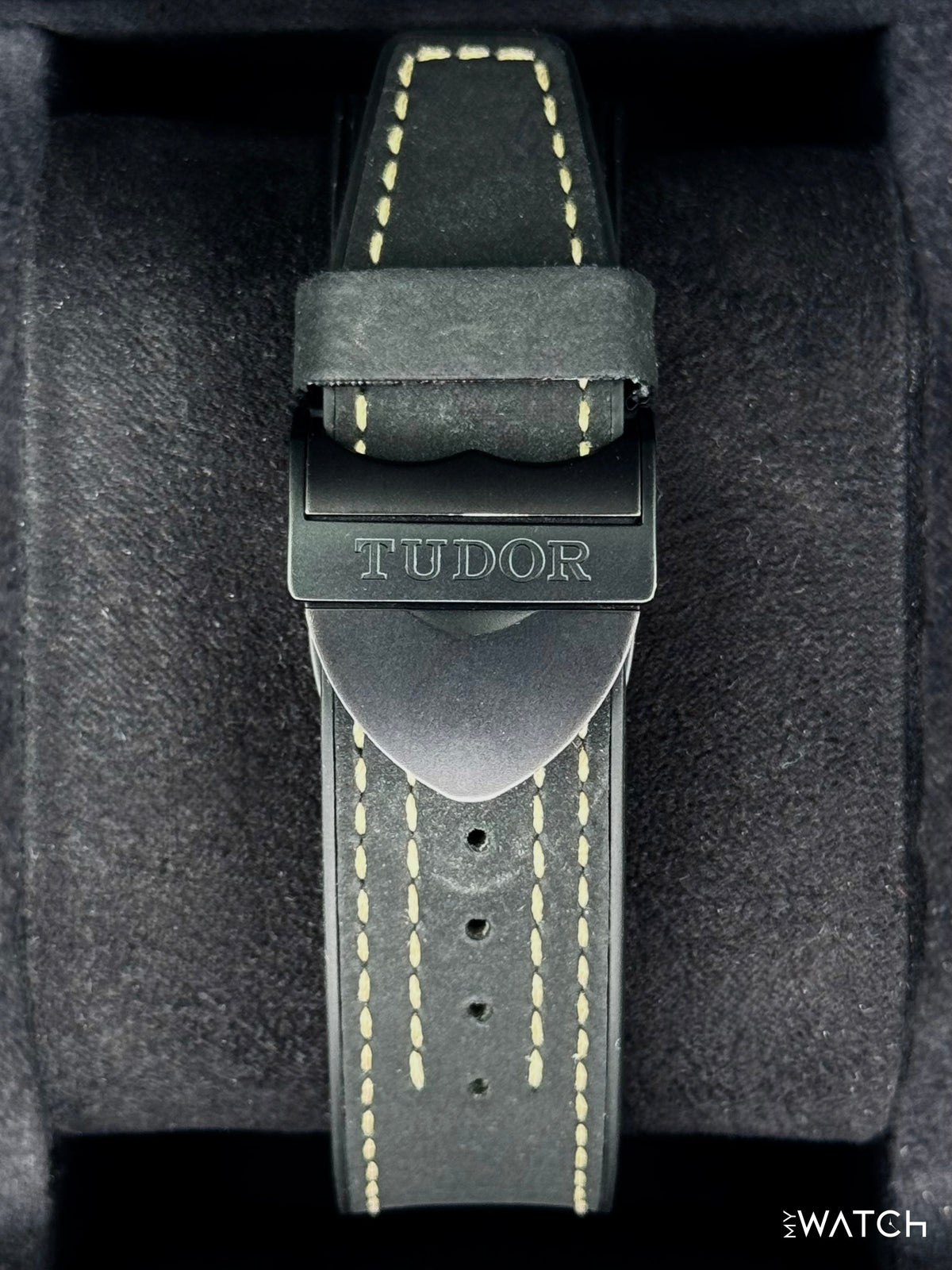 Tudor Black Bay 41mm 79210CNU Ceramic Black Domed Dial – dial close-up