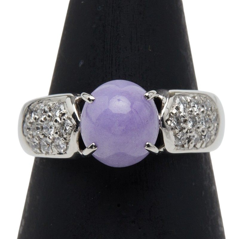 Platinum Lavender Jadeite Diamond Ring – side view
