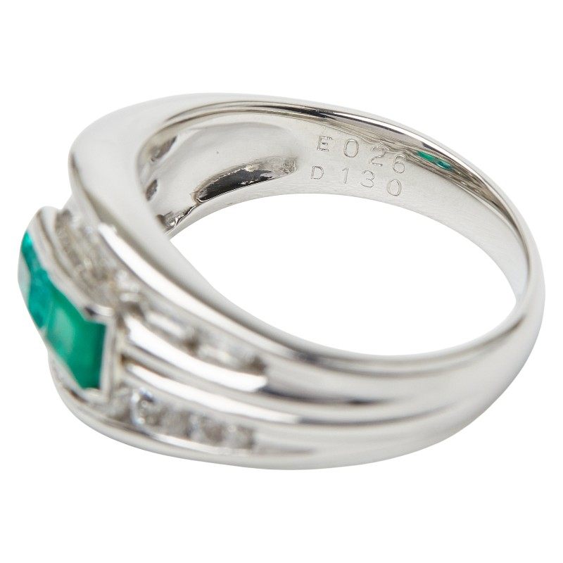 Platinum Diamond Emerald Ring – alternate view