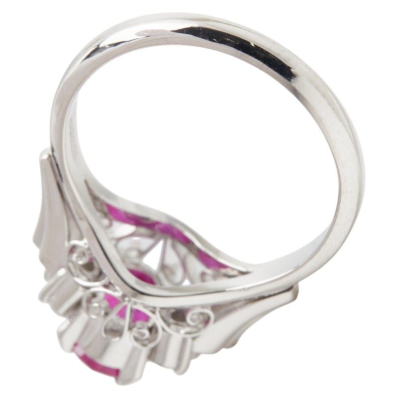 Platinum Diamond Ruby Ring – packaging