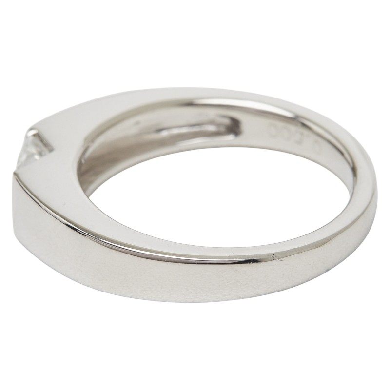 Platinum Diamond Ring – top view