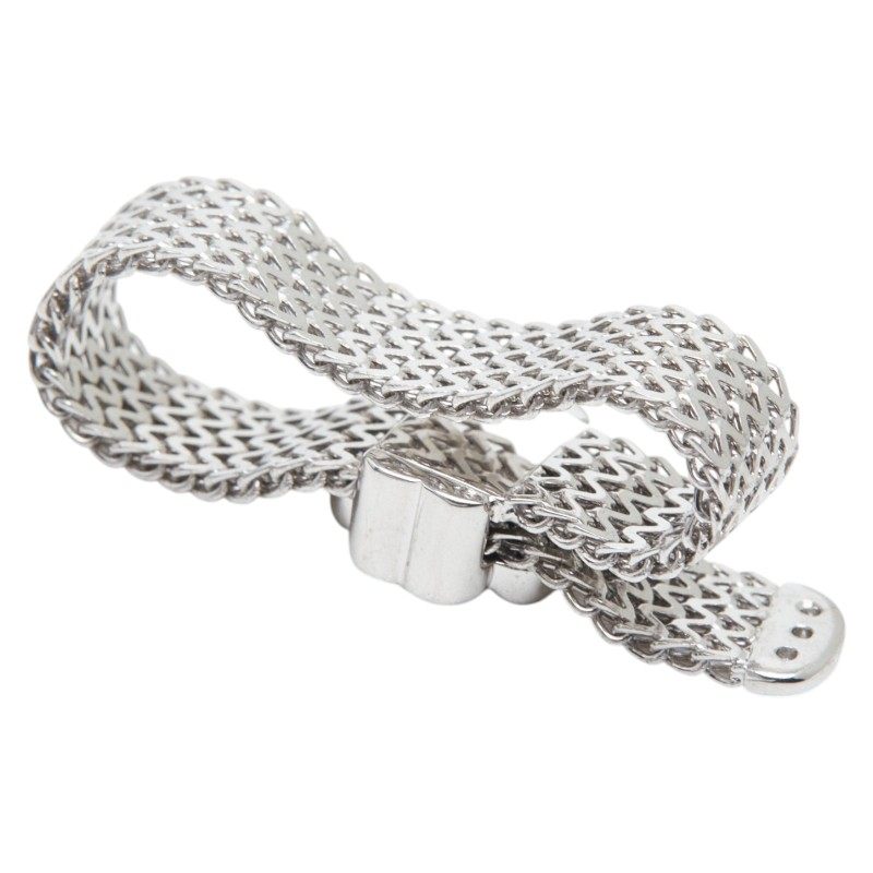 18K White Gold Clover Belt Diamond Ring – packaging