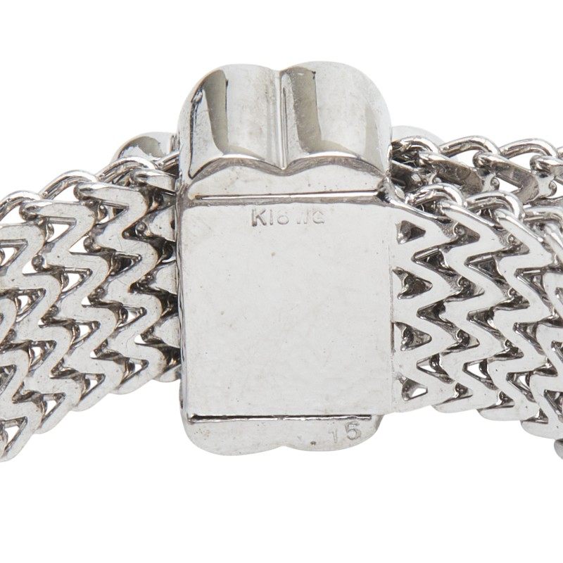 18K White Gold Clover Belt Diamond Ring – alternate view