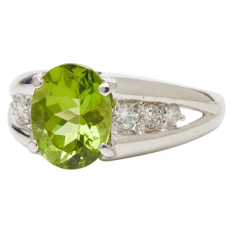 Platinum Diamond Peridot Ring – side view