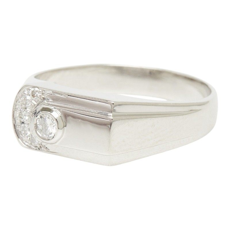 Platinum Diamond Ring – side view