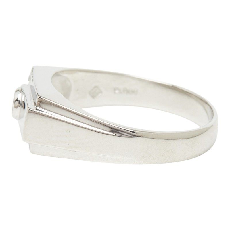 Platinum Diamond Ring – top view