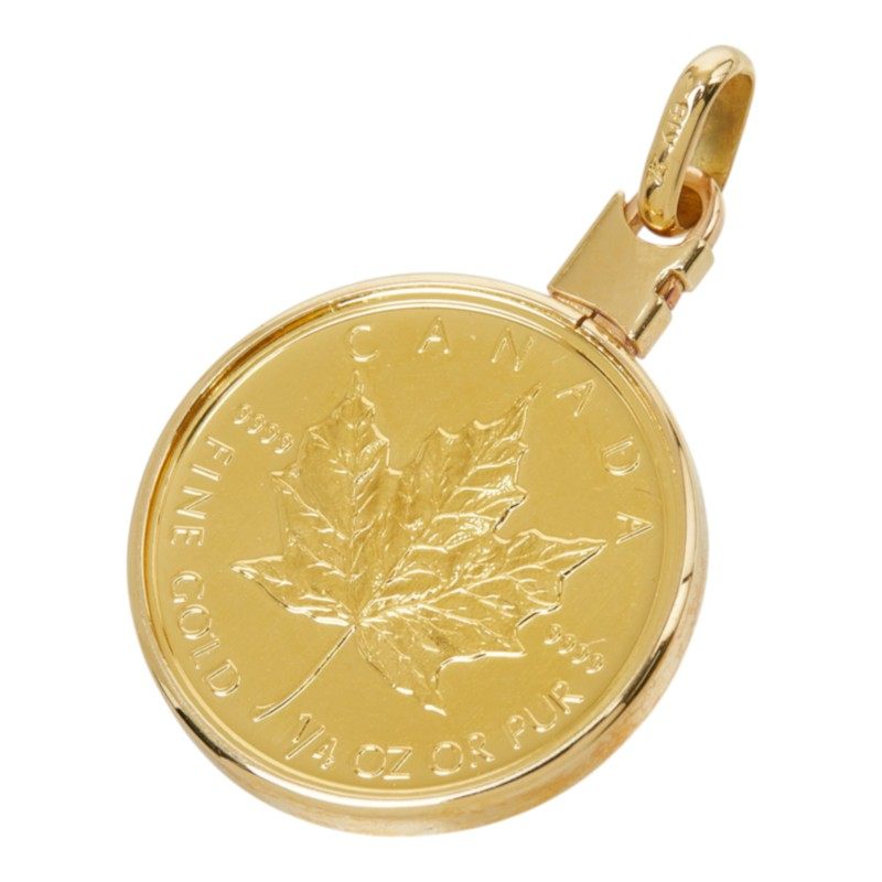 18K Yellow Gold Maple Leaf Coin Pendant – clasp detail