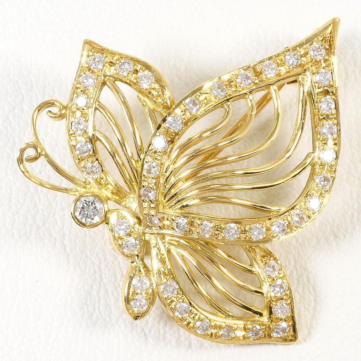 18K Yellow Gold Butterfly Diamond Brooch – front view