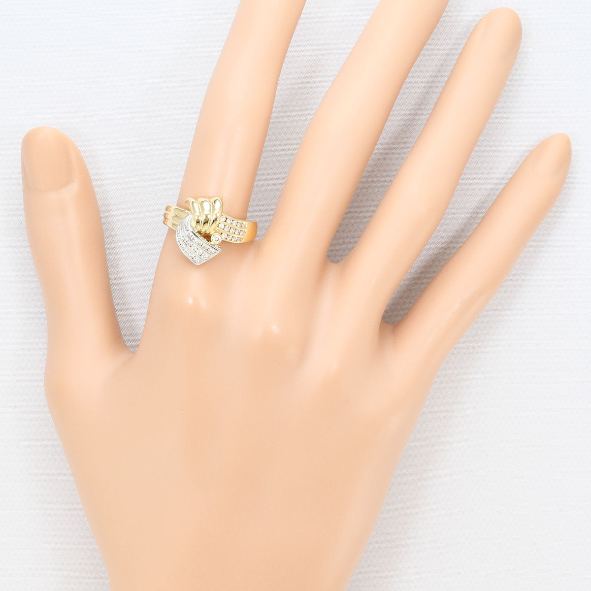 Platinum Diamond Ring – close-up