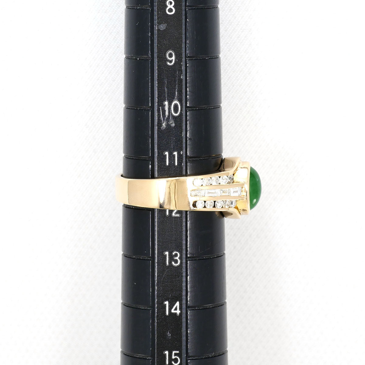 10K Yellow Gold Diamond Jade Ring – close-up