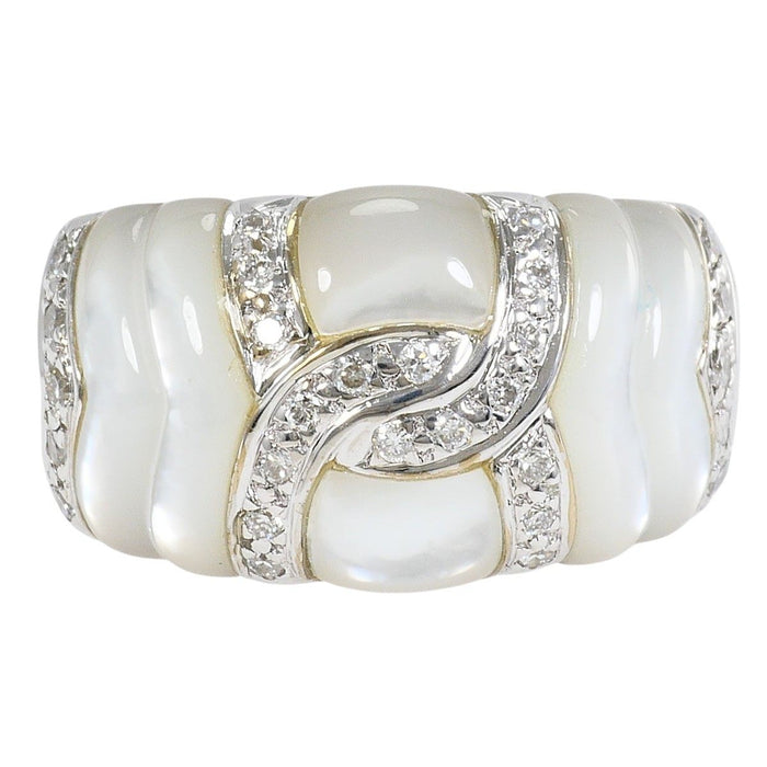 18K White Gold Shell Diamond Ring – front view