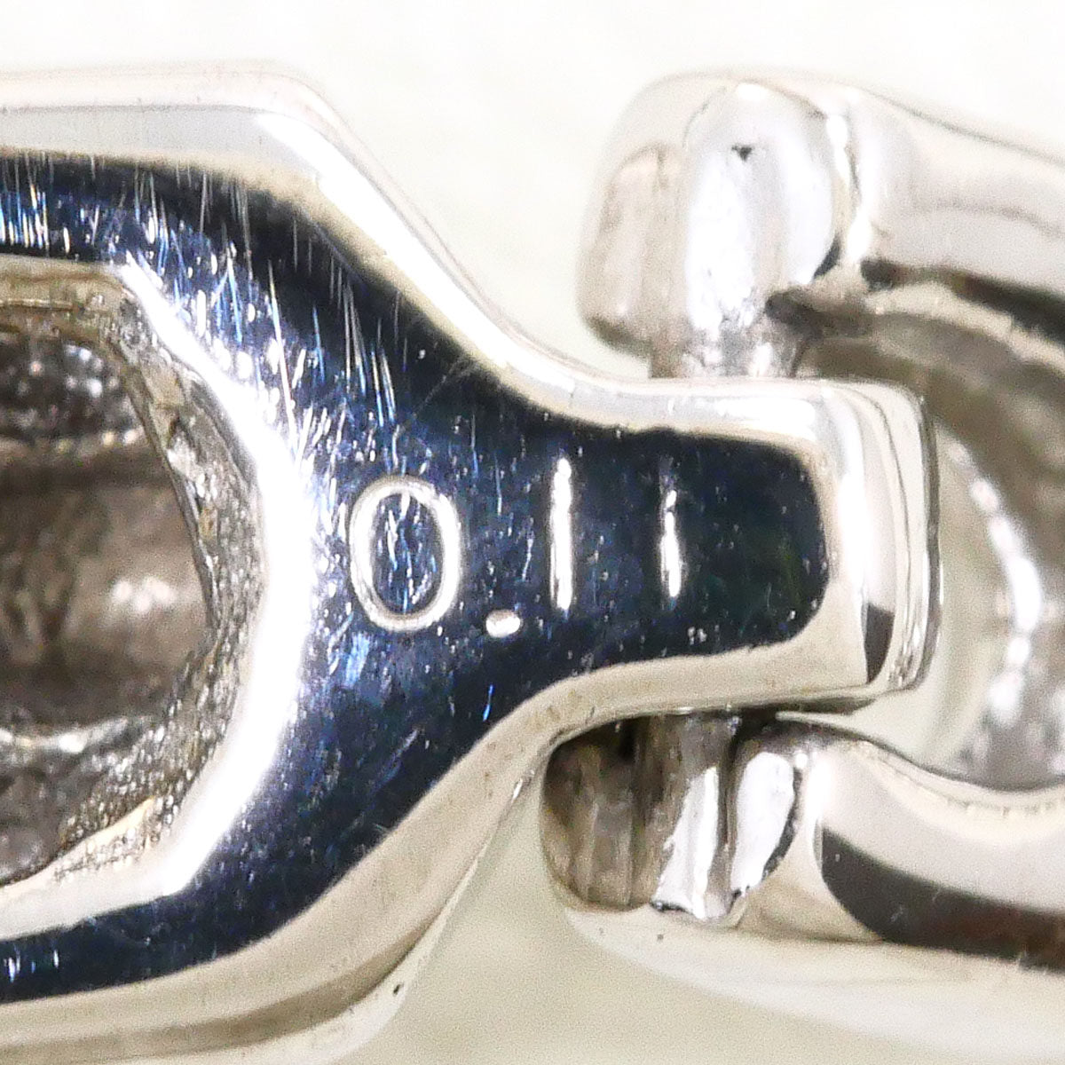 14K White Gold Diamond Bracelet – side view
