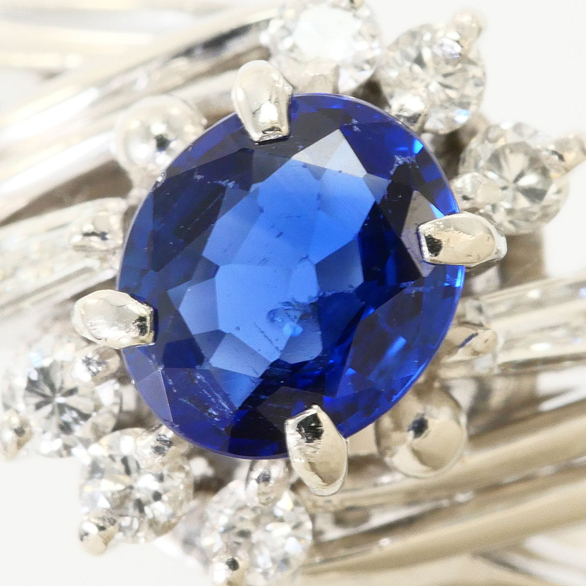 Platinum Diamond Sapphire Ring – side view