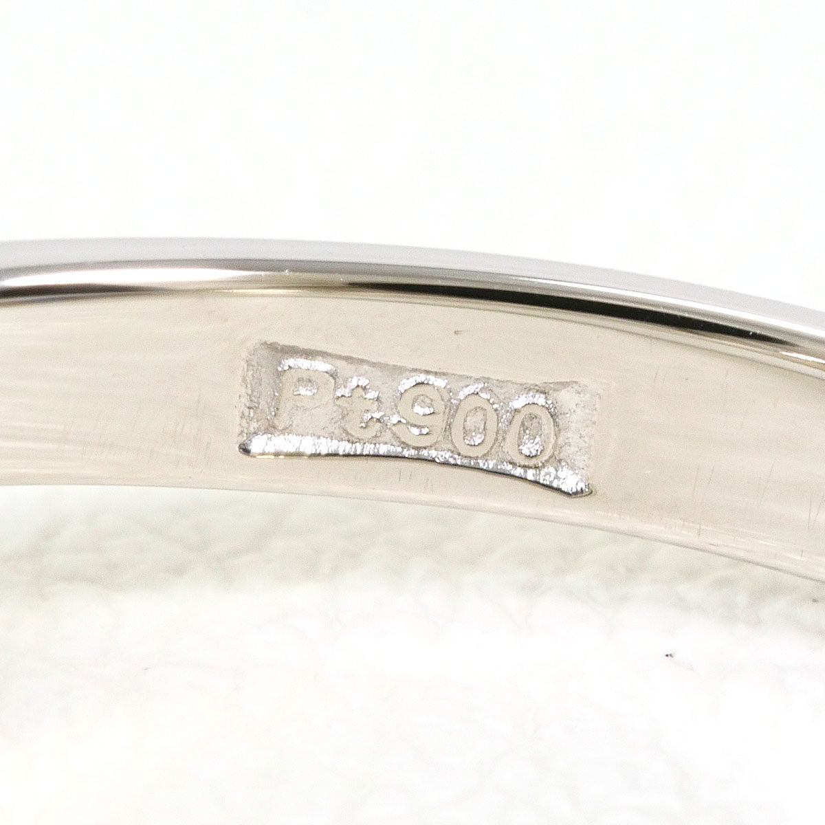 Platinum Diamond Sapphire Ring – packaging