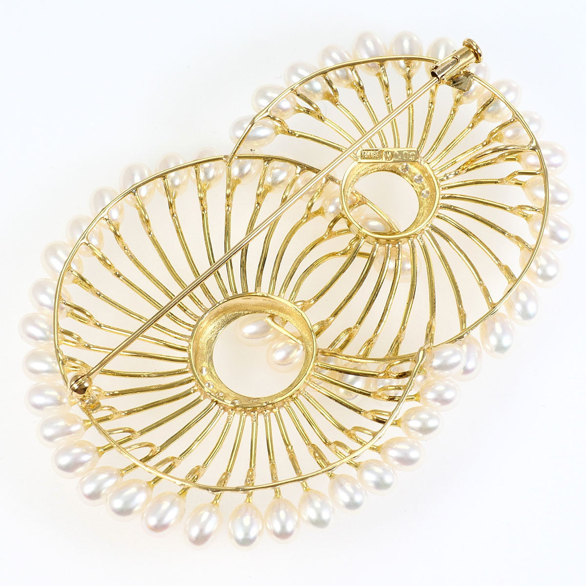 18K Yellow Gold Diamond Pearl Brooch – reverse and pin