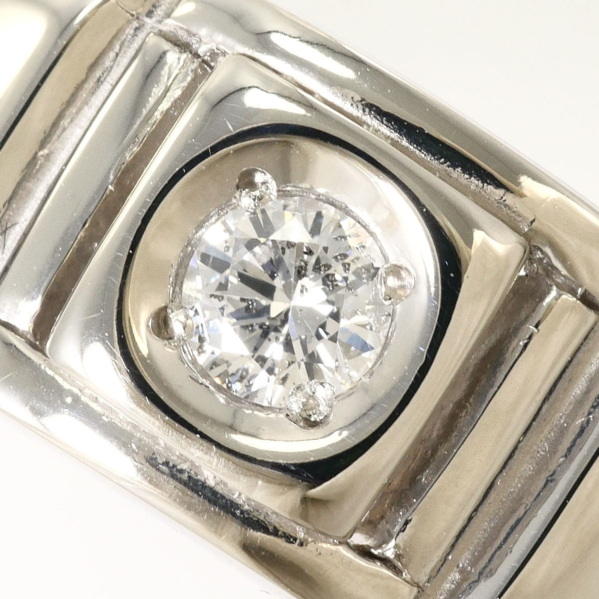 Platinum Diamond Ring – side view