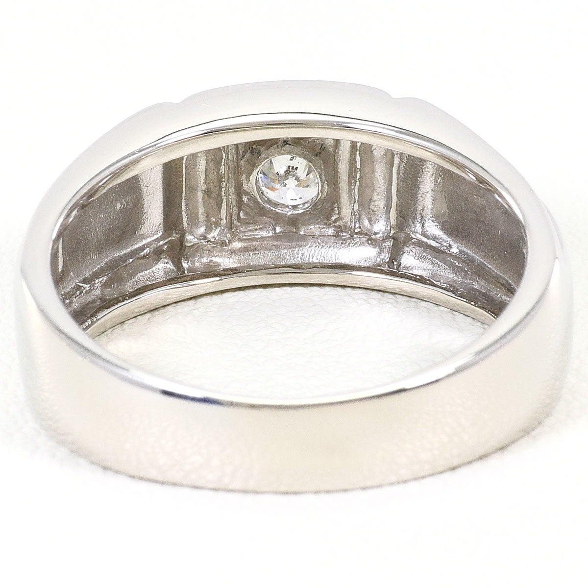 Platinum Diamond Ring – inside band