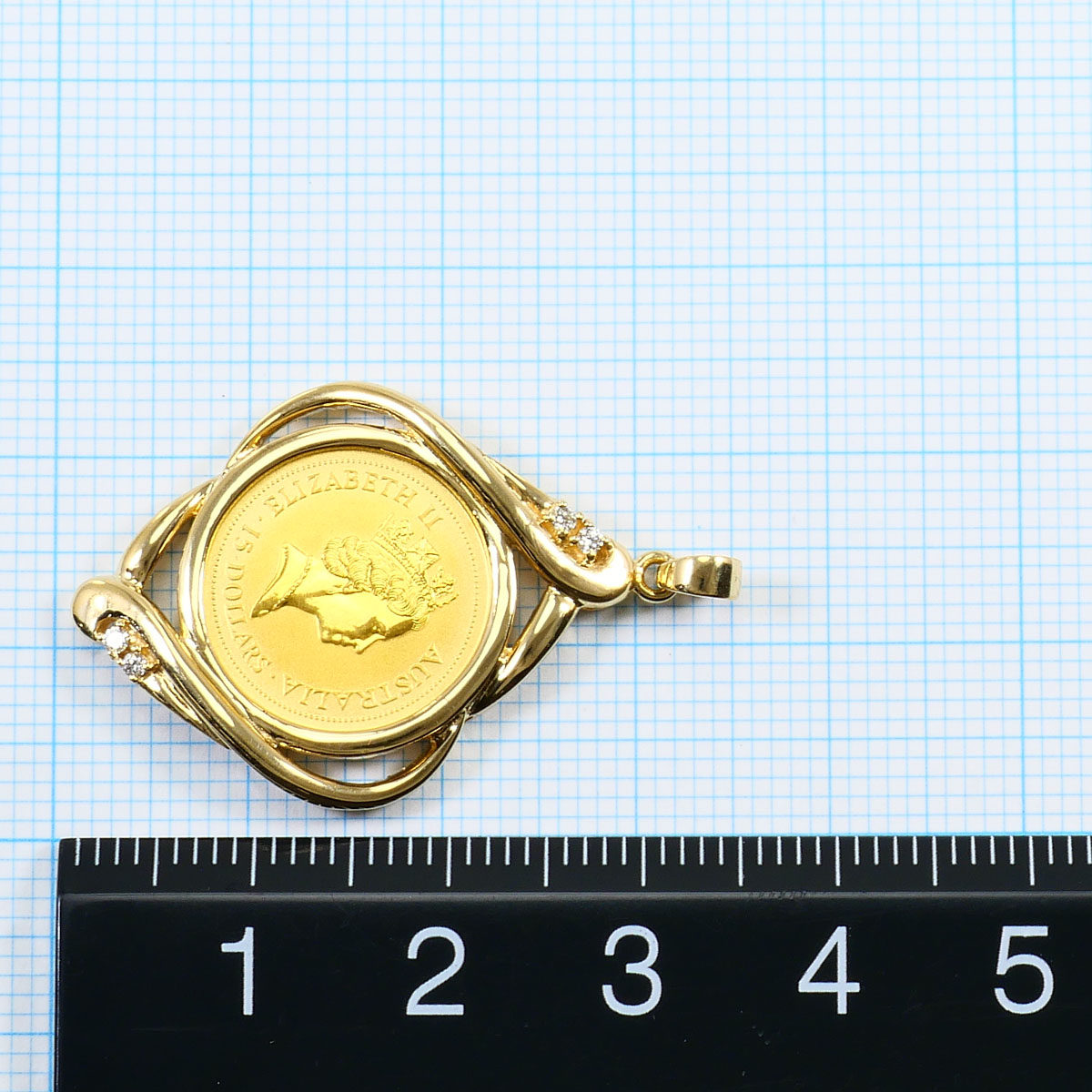 24K Yellow Gold Coin Diamond Pendant – packaging