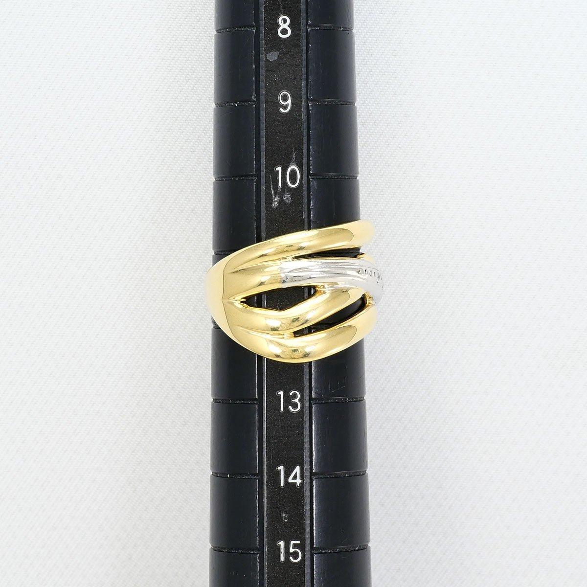 Platinum Diamond Ring – close-up