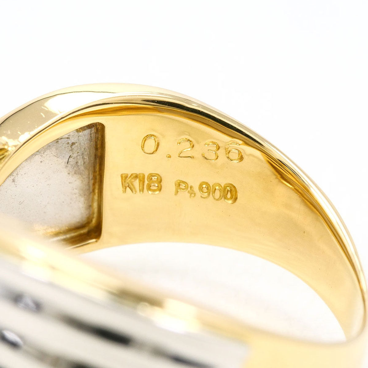 Platinum Diamond Ring – packaging