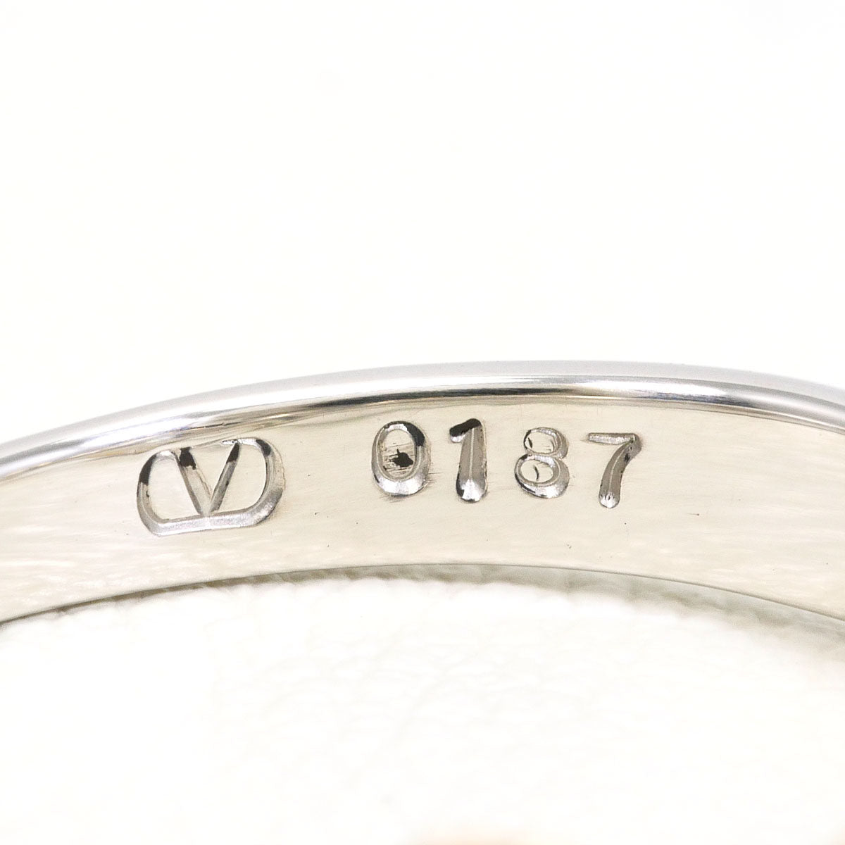 Platinum Diamond Ring – alternate view