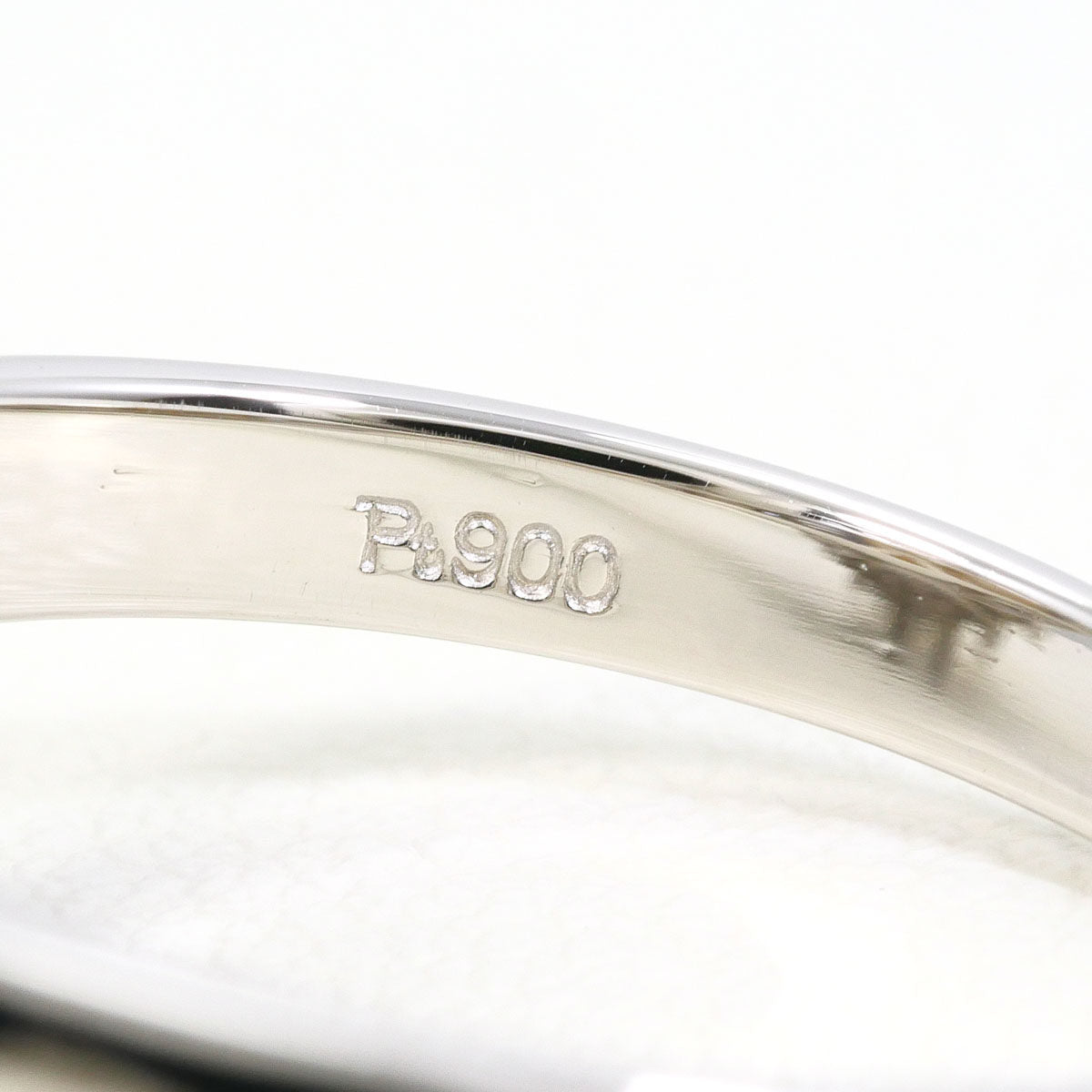 Platinum South Sea Pearl Diamond Ring – packaging