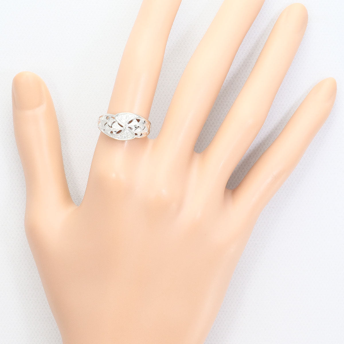 Platinum Diamond Ring – close-up