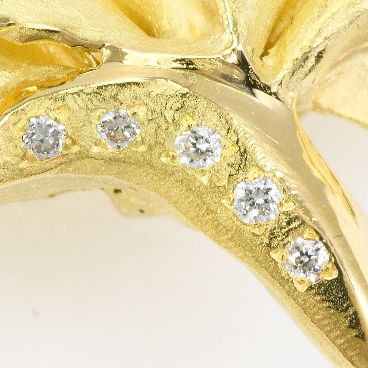 18K Yellow Gold South Sea Pearl Diamond Brooch Pendant – reverse and pin