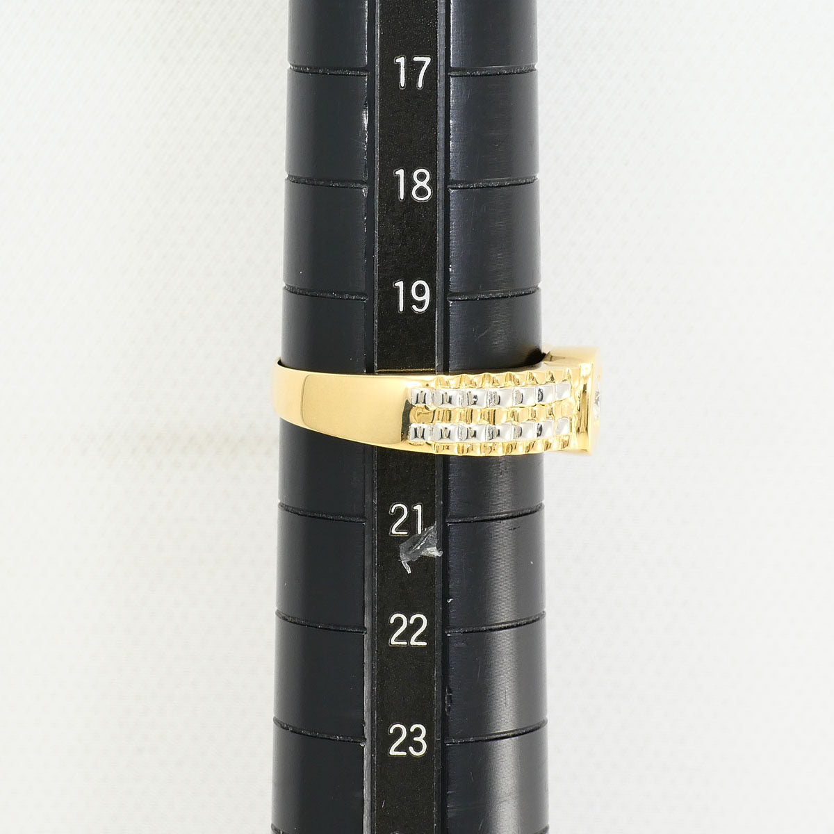 Platinum Diamond Ring – close-up
