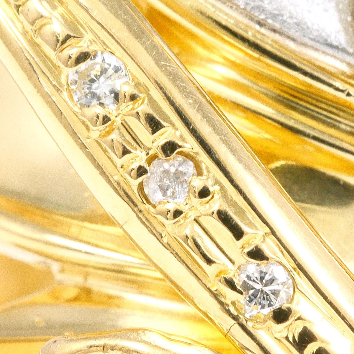 Platinum Diamond Ring – side view